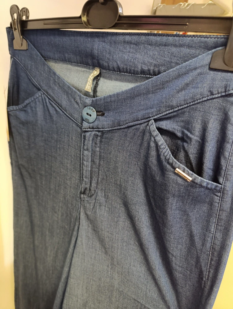 Kalhoty VERTUS - Kesia